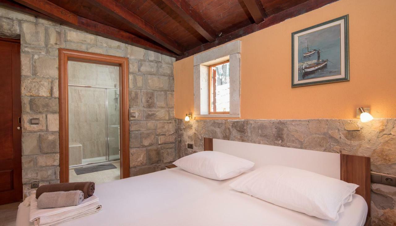 Beach Time Villa Omiš Екстериор снимка